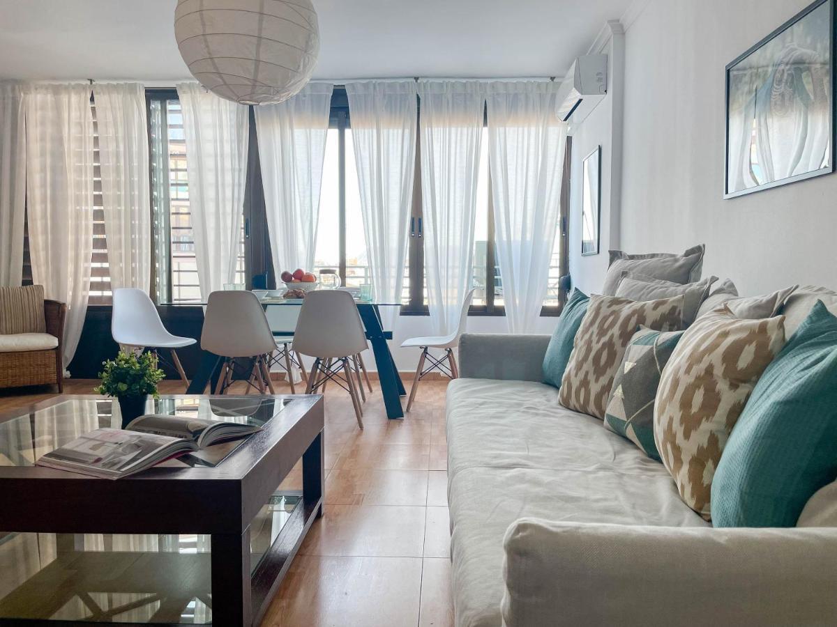 Amplio Apartamento En Pleno Corazon De Alicante Eksteriør bilde