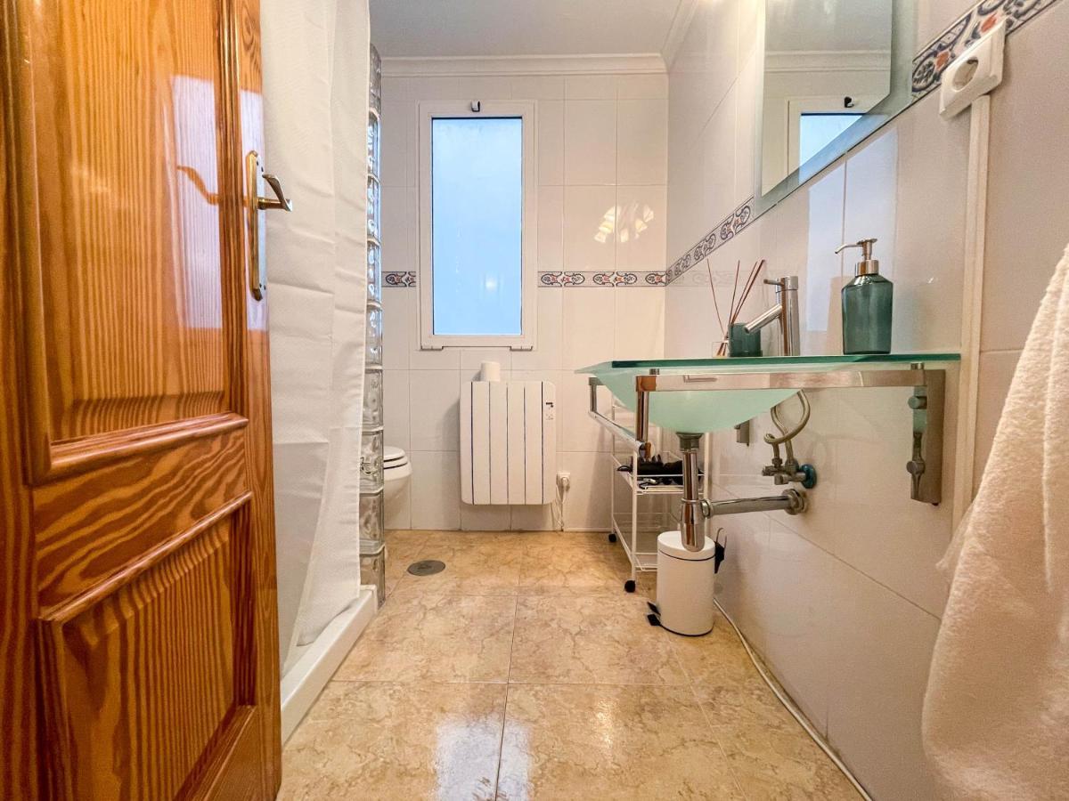 Amplio Apartamento En Pleno Corazon De Alicante Eksteriør bilde