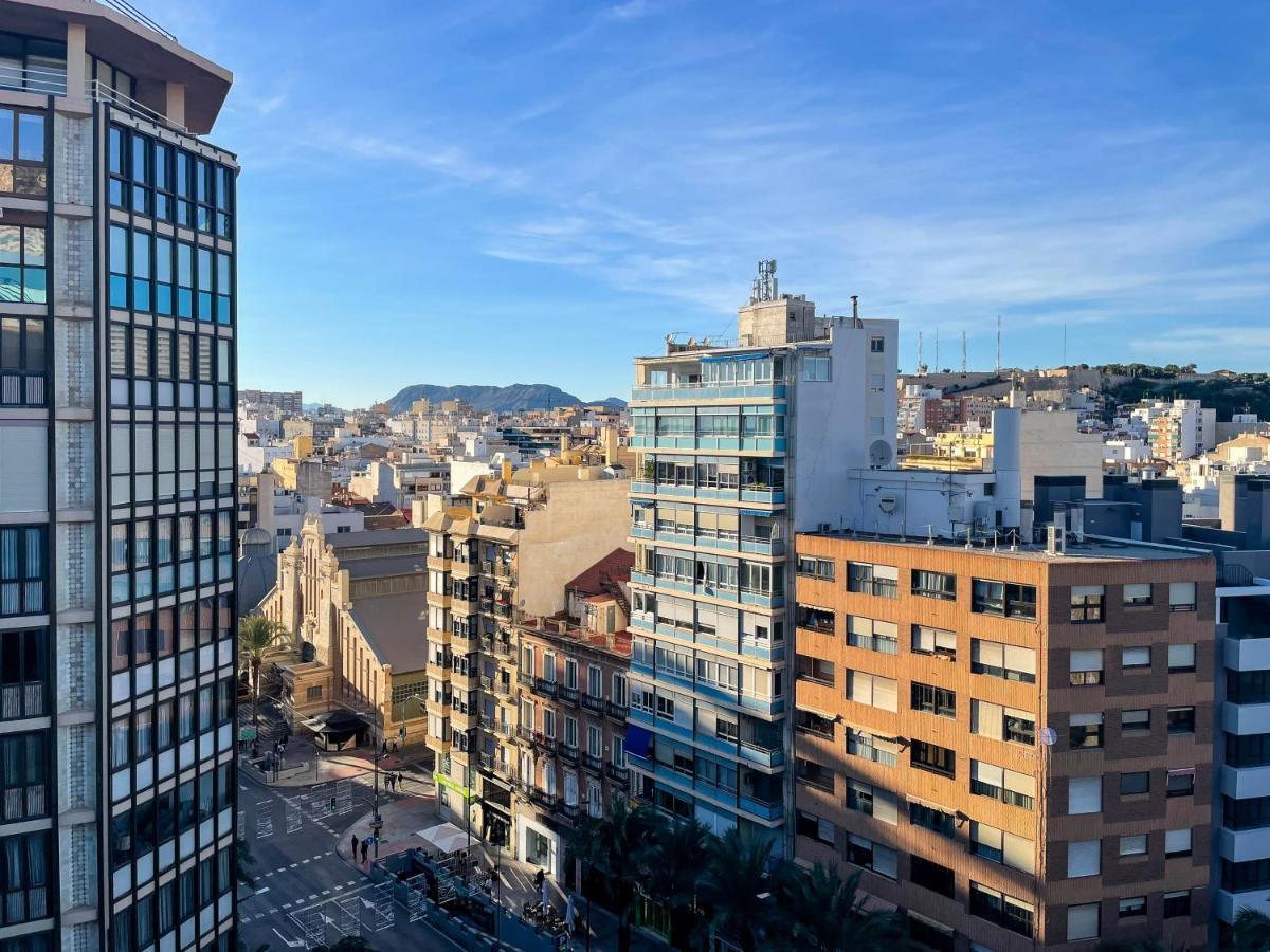 Amplio Apartamento En Pleno Corazon De Alicante Eksteriør bilde