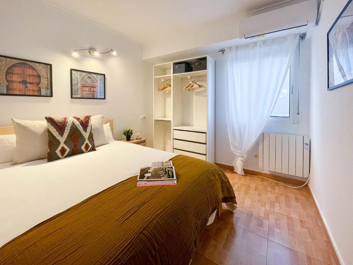 Amplio Apartamento En Pleno Corazon De Alicante Eksteriør bilde